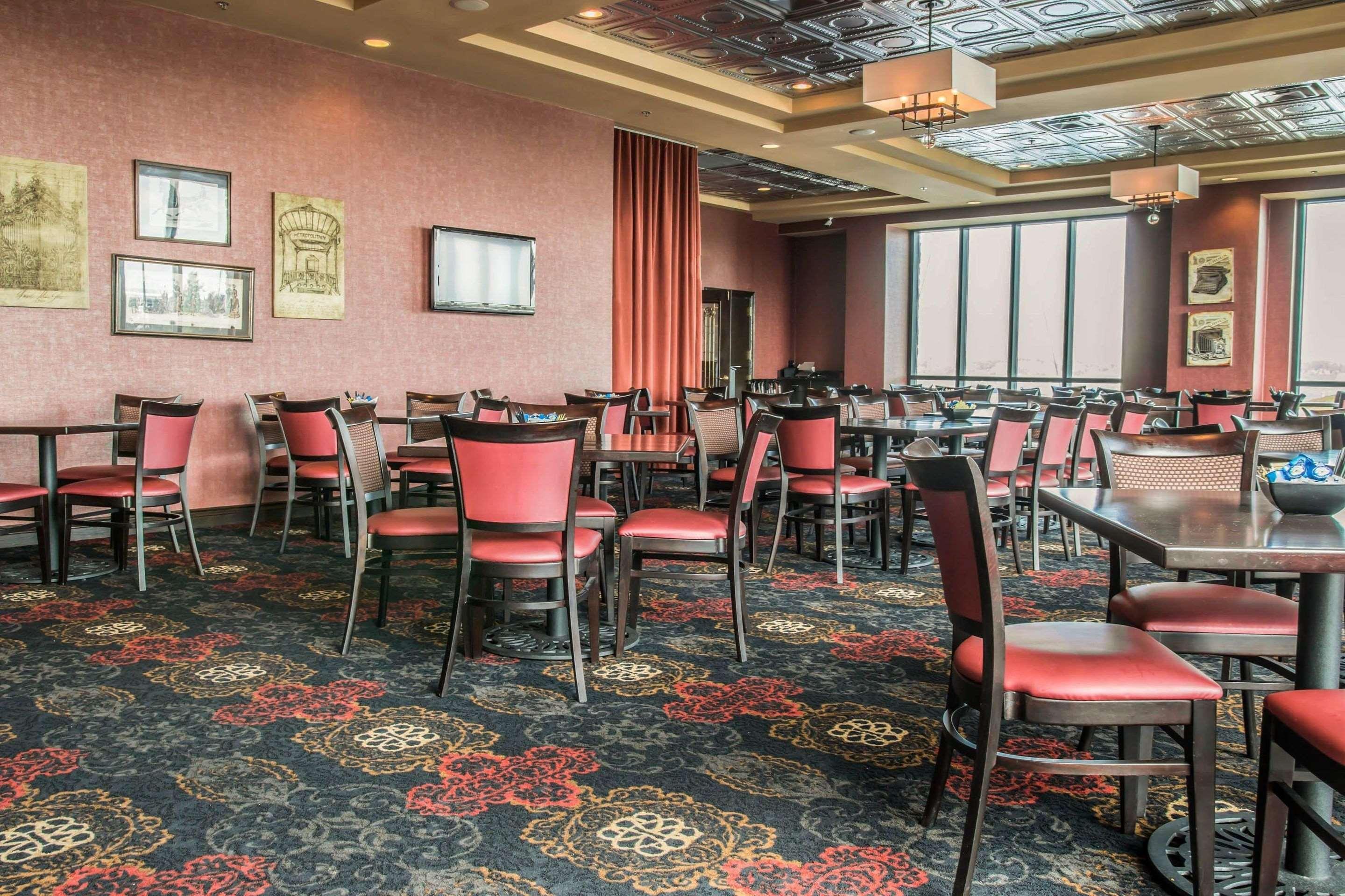 Shoreline Inn & Conference Center, Ascend Hotel Collection Muskegon Bagian luar foto