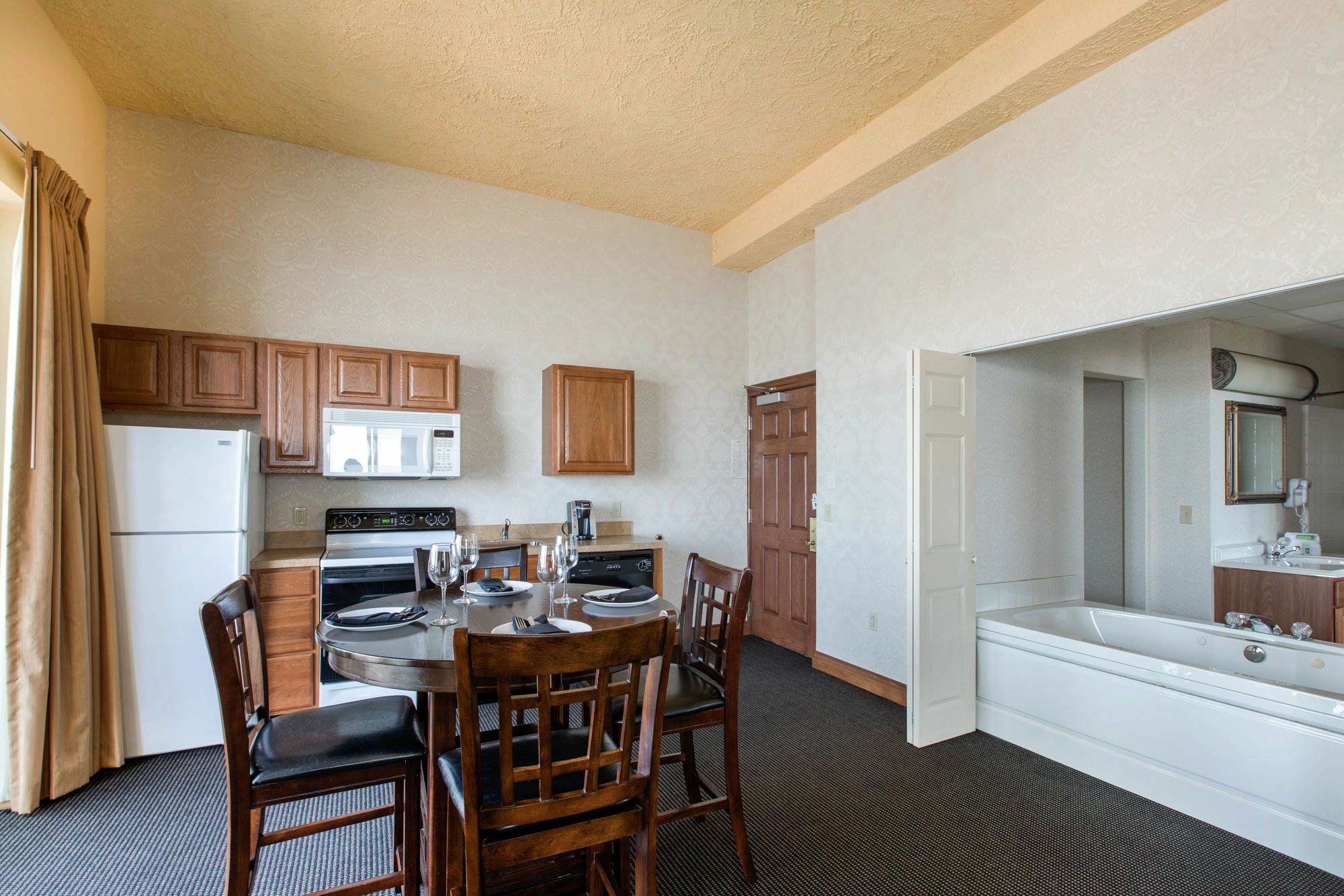 Shoreline Inn & Conference Center, Ascend Hotel Collection Muskegon Bagian luar foto