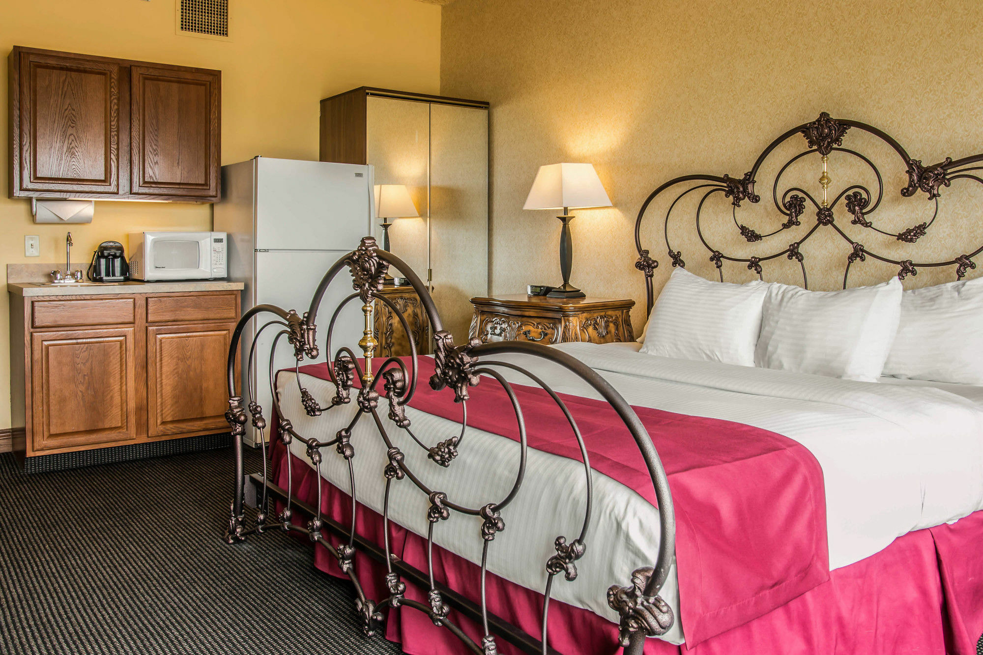 Shoreline Inn & Conference Center, Ascend Hotel Collection Muskegon Bagian luar foto